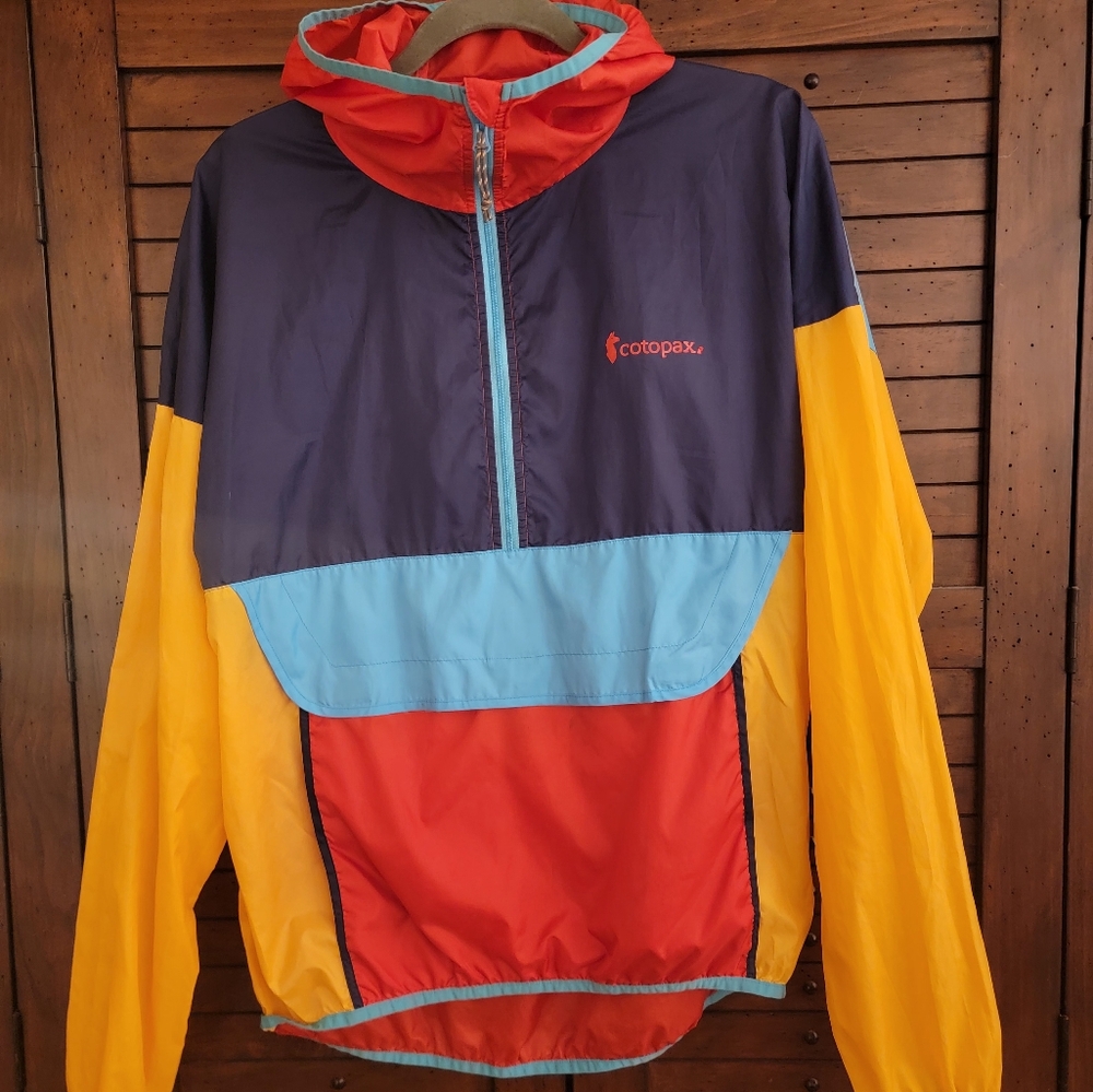 Cotopaxi windbreaker. Wm/Ms